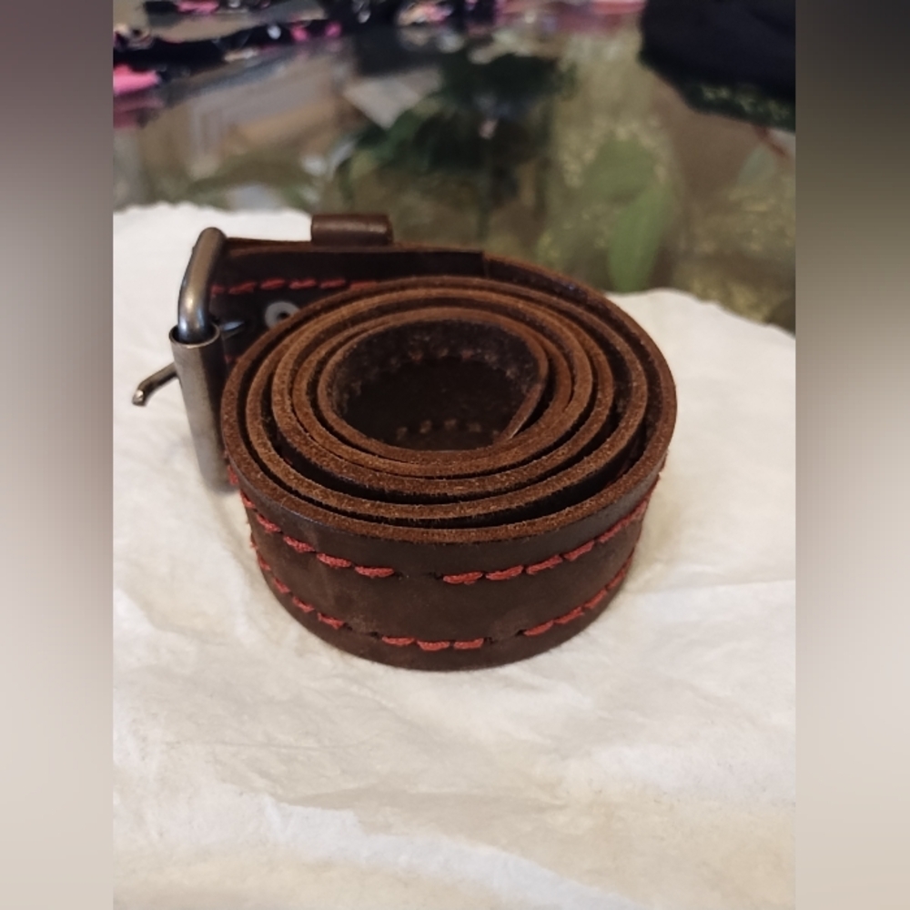 Banana Republic Genuine Leather Brown Belt with Red Stitching 44 Inches Long‎